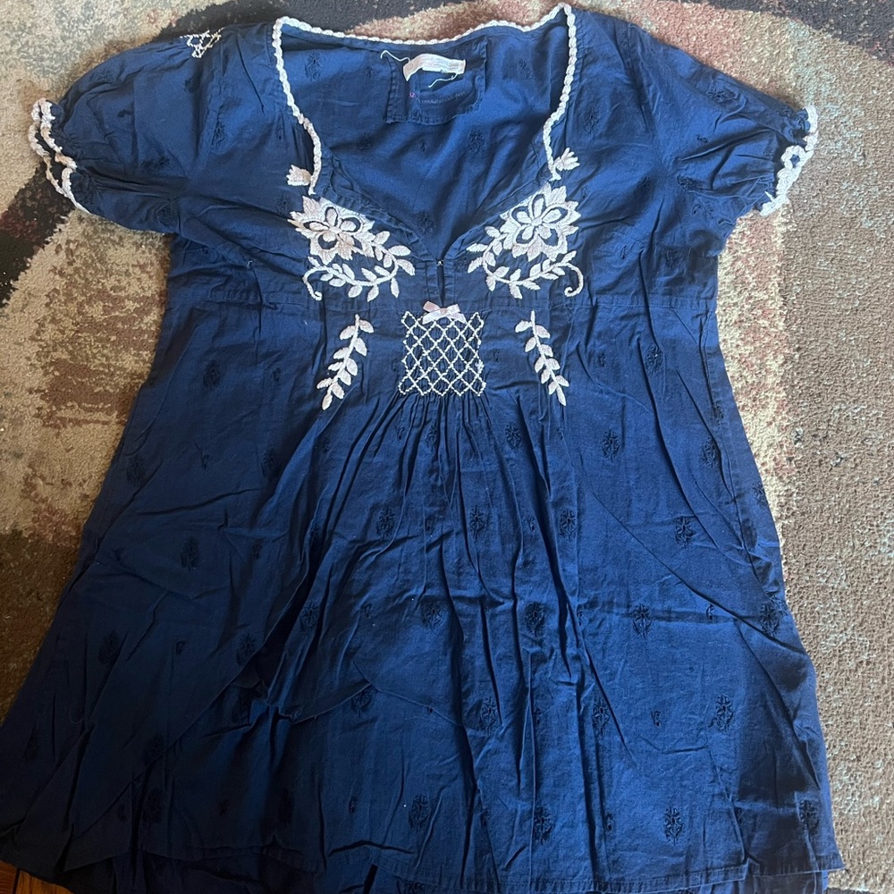 Anthropology odd Molly Navy top with White Embroidery